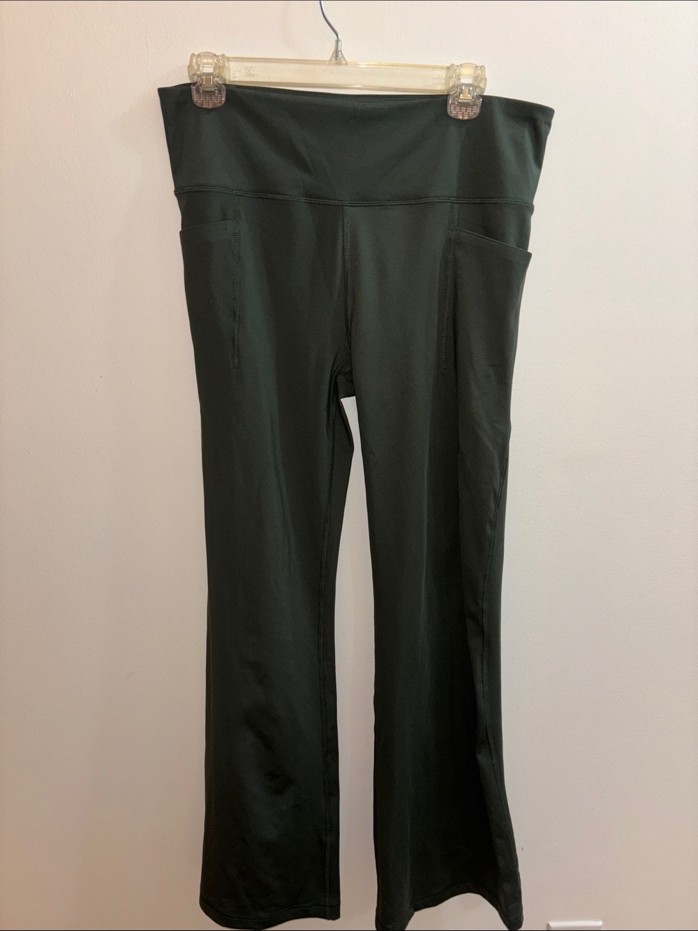 Gap Fit Stretchy Flare Yoga Green Active Legging Pants Women’s Size Large